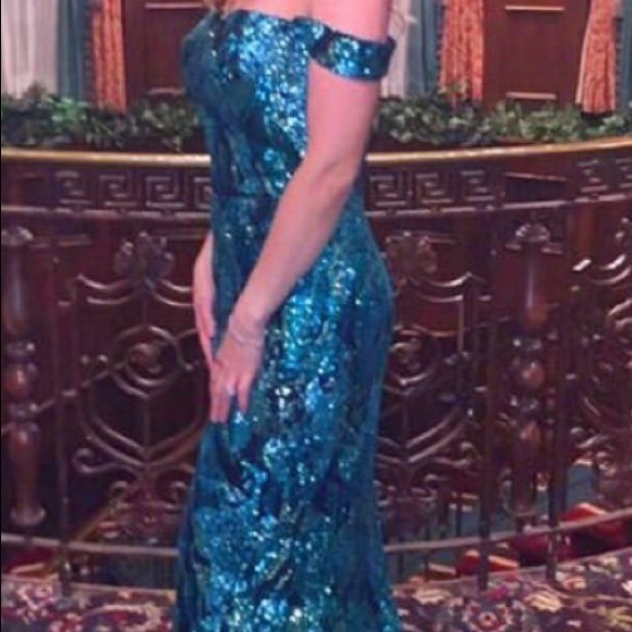 Green Black Mermaid Dress - Picture 4 of 5